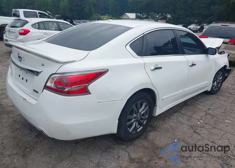 2015 Nissan Altima 2.5/S/Sv/Sl из США, поврежденный, VIN 1N4AL3AP9FN905041
